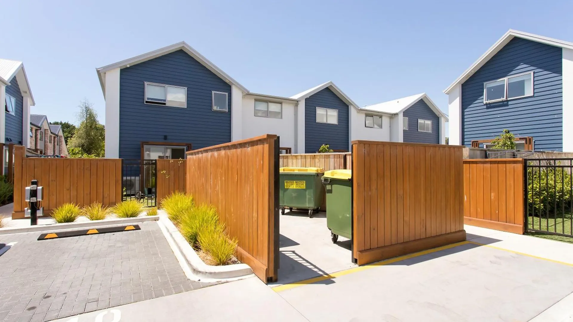 Location Plus Free Off St Park Handy Hospital Christchurch 0*,  New Zealand