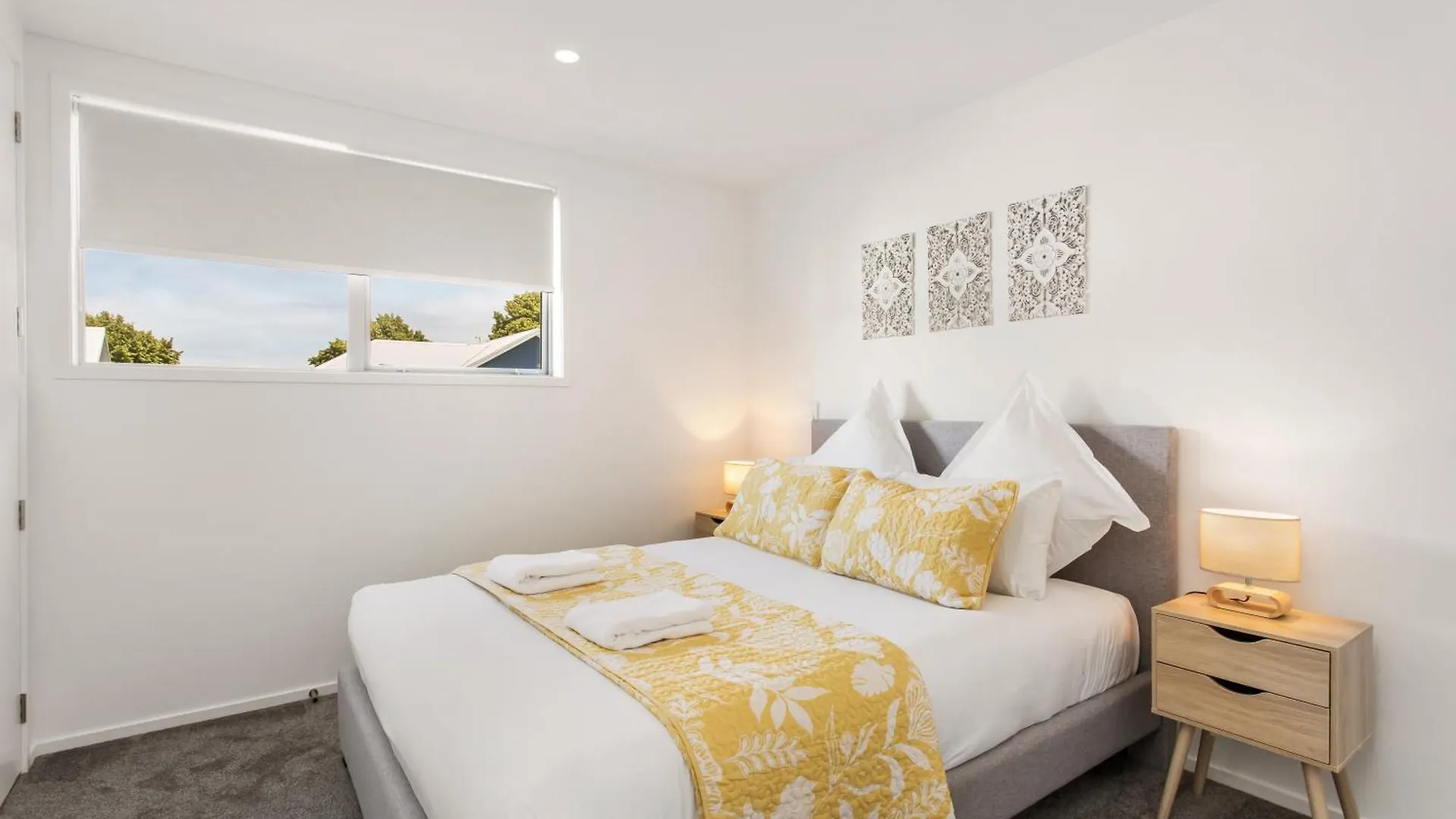 Location Plus Free Off St Park Handy Hospital Christchurch Apartment