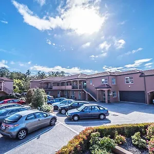  Motel Kings Of Riccarton Motel With Airport Shuttle Service